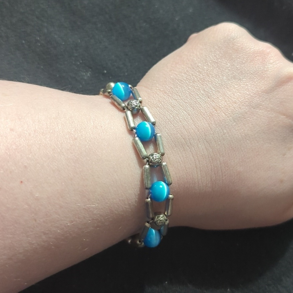 Silver Tone Pastel Blue Cat's Eye Beaded Statement Bracelet